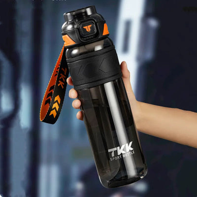 gourde plastique couleur noir